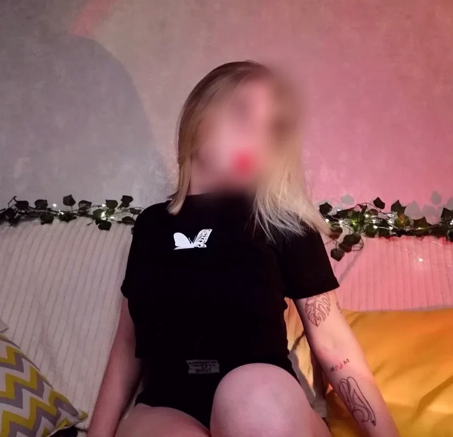 Alina, 22